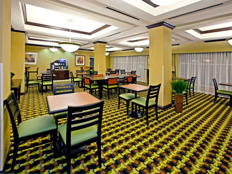 Hotel Express & - Cincinnati South By Ihg
